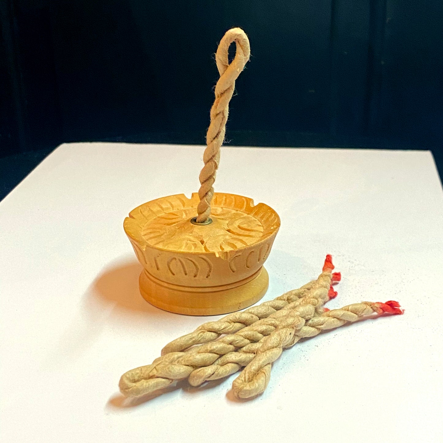 TRADITIONAL INCENSE HOLDER