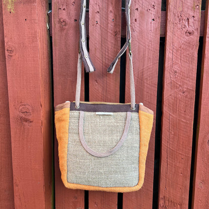 Back of Rolling bag (Sunset brown)