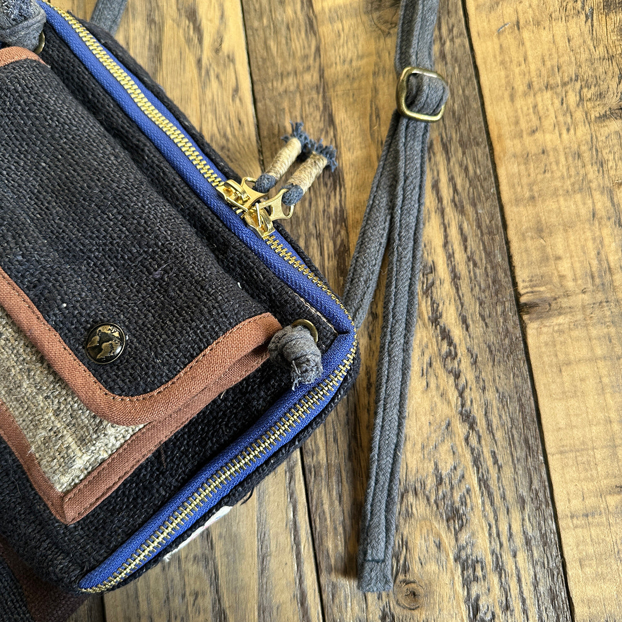 SMALL UTILITY BAG