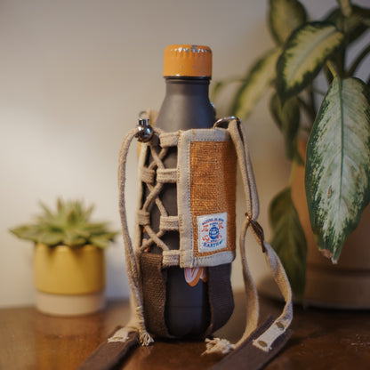 ZIP UP BOTTLE HOLDER