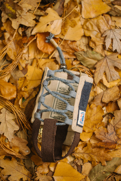 ZIP UP BOTTLE HOLDER