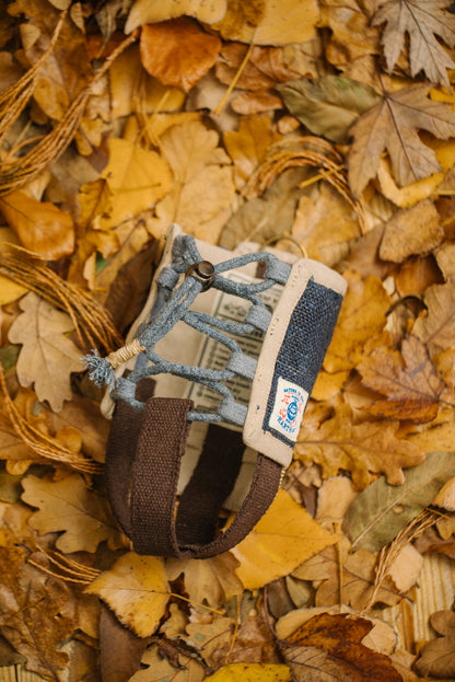 ZIP UP BOTTLE HOLDER